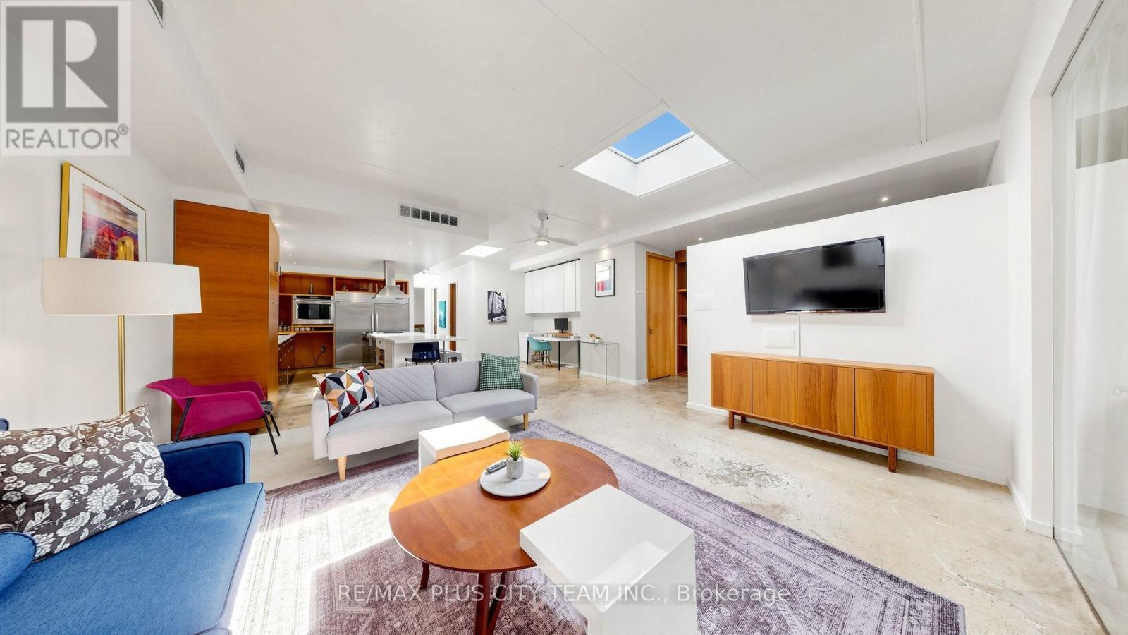 Photo of 25R Atlantic Avenue
