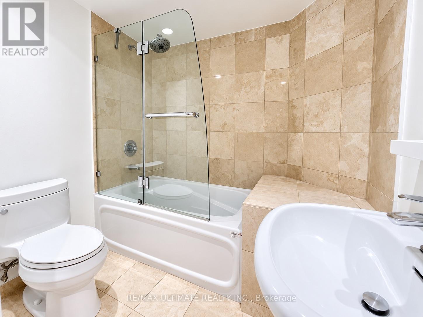 #912 208 QUEENS QUAY W - 15
