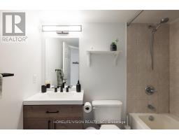 902 - 18 Valley Woods Road, Toronto, ON M3A0A1 Photo 12
