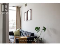 902 - 18 Valley Woods Road, Toronto, ON M3A0A1 Photo 6