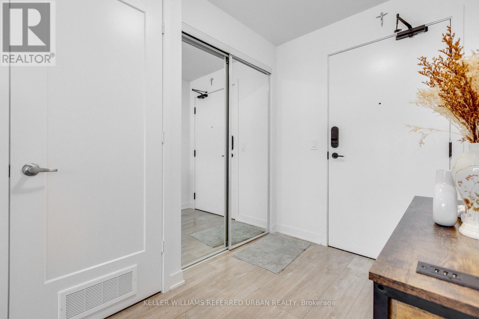 #1635 135 LOWER SHERBOURNE STREET - 3