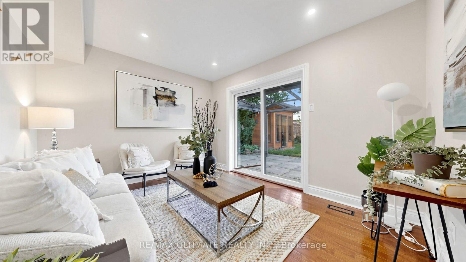 10 MONARCHWOOD CRESCENT - Image 13