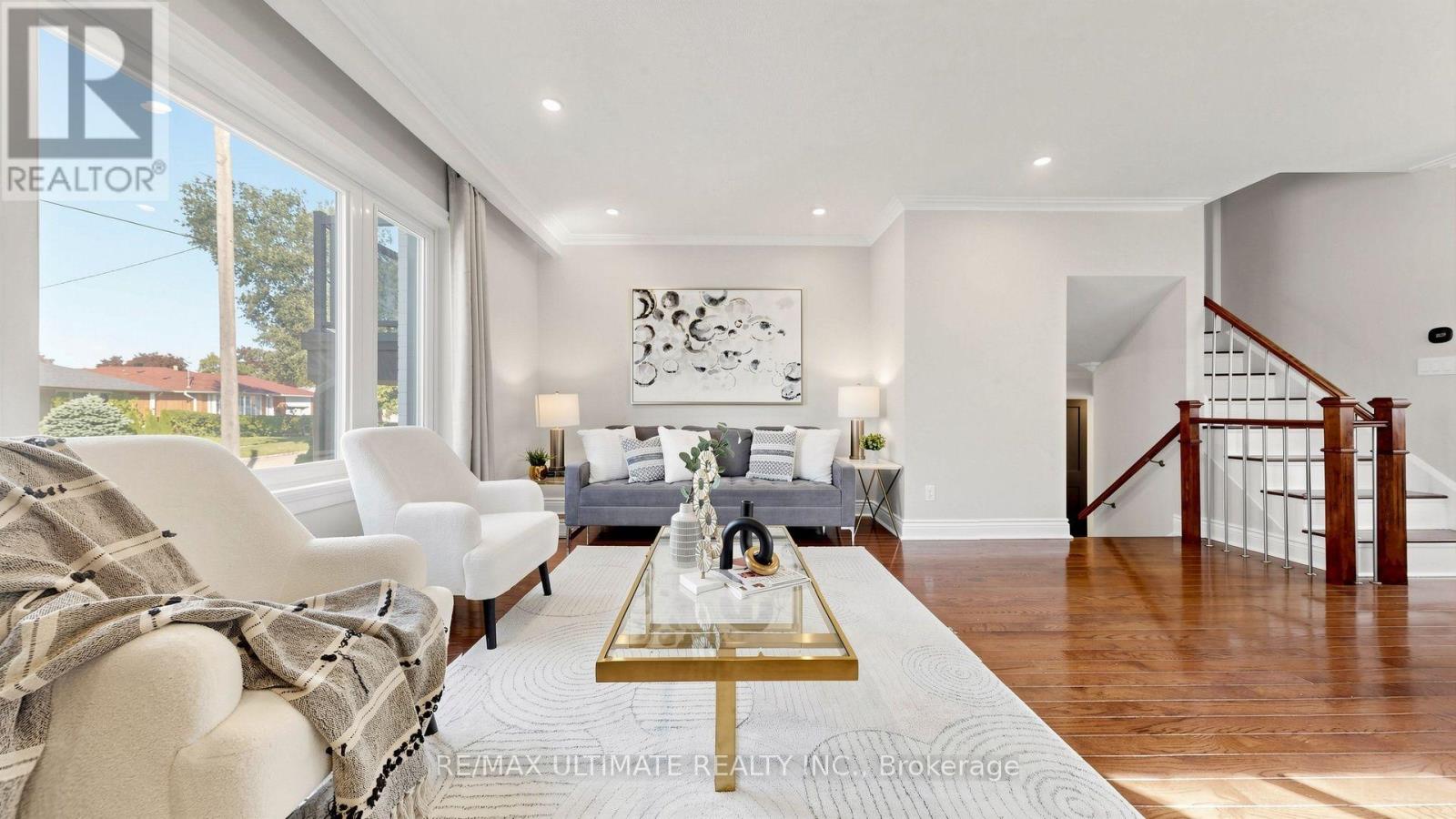 10 MONARCHWOOD CRESCENT - Image 3