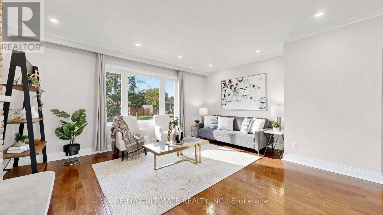 10 MONARCHWOOD CRESCENT - Image 4