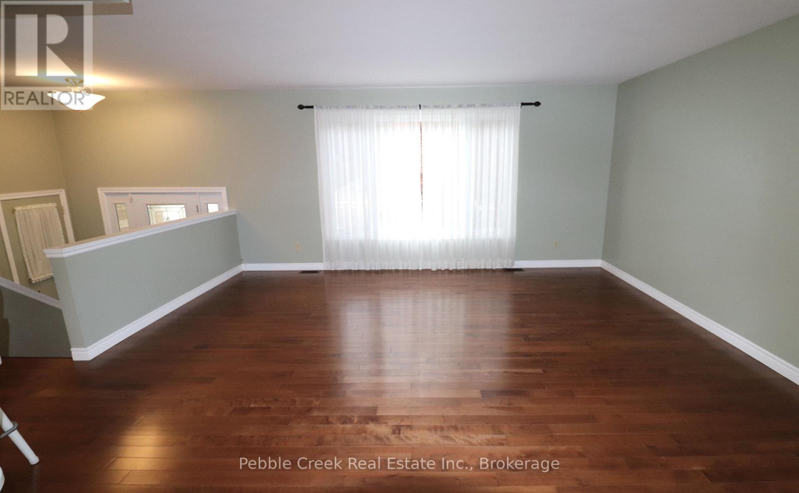 21 SUNCOAST DRIVE W - Image 10