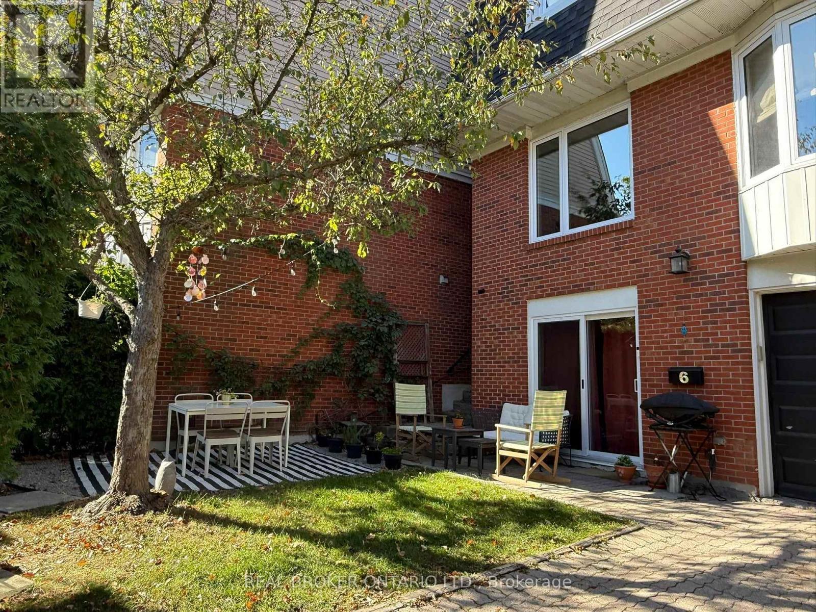 #6 45 BIRCHMOUNT ROAD - 2
