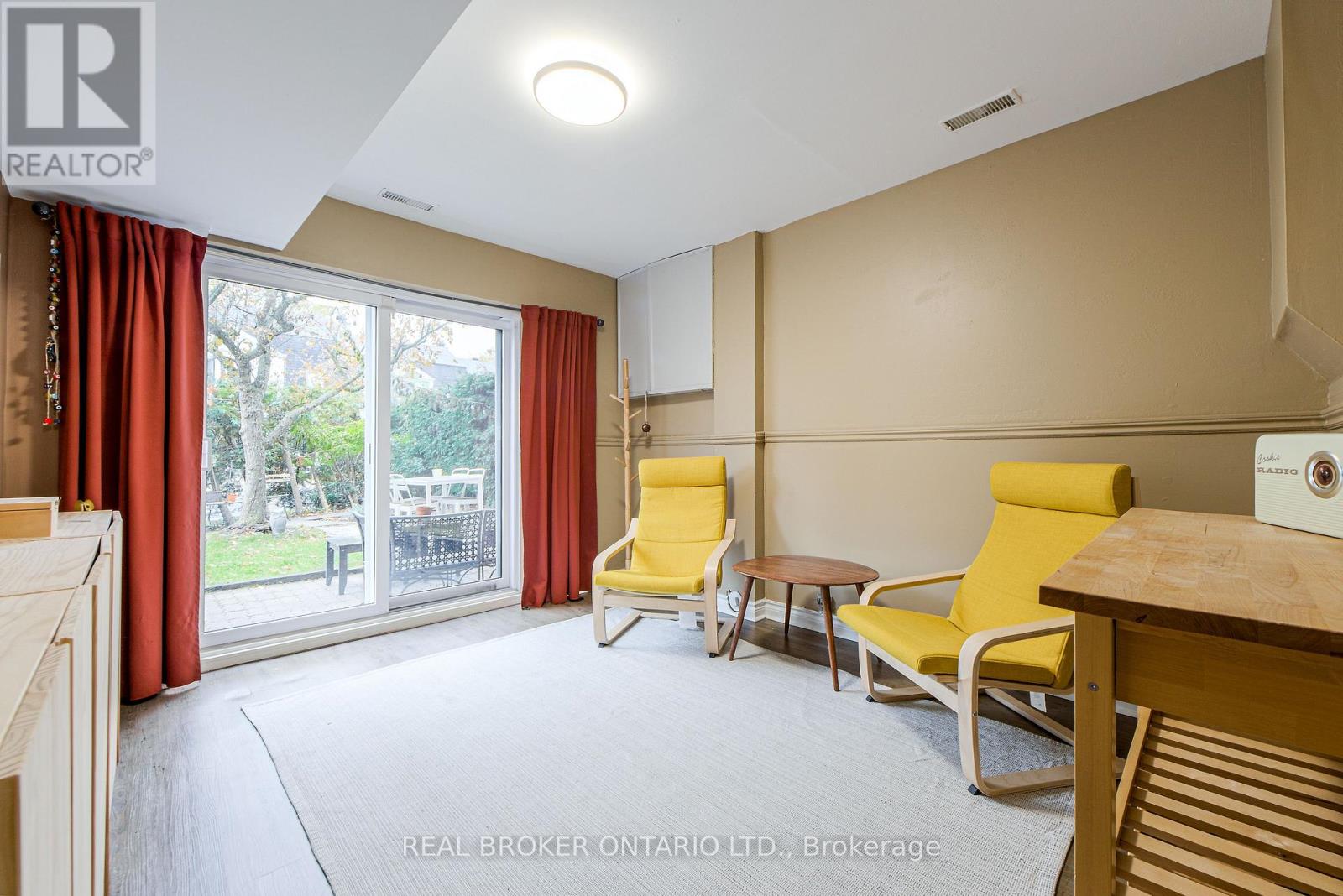 #6 45 BIRCHMOUNT ROAD - Image 38