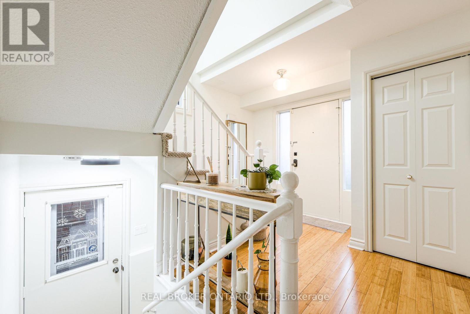 #6 45 BIRCHMOUNT ROAD - Image 5