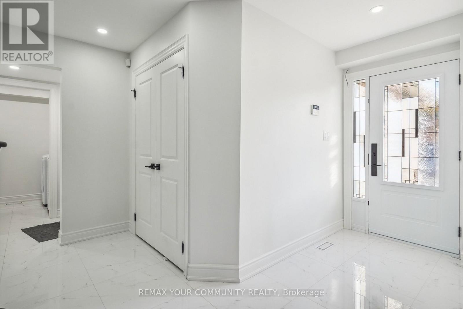 273 DELANEY DRIVE - 3