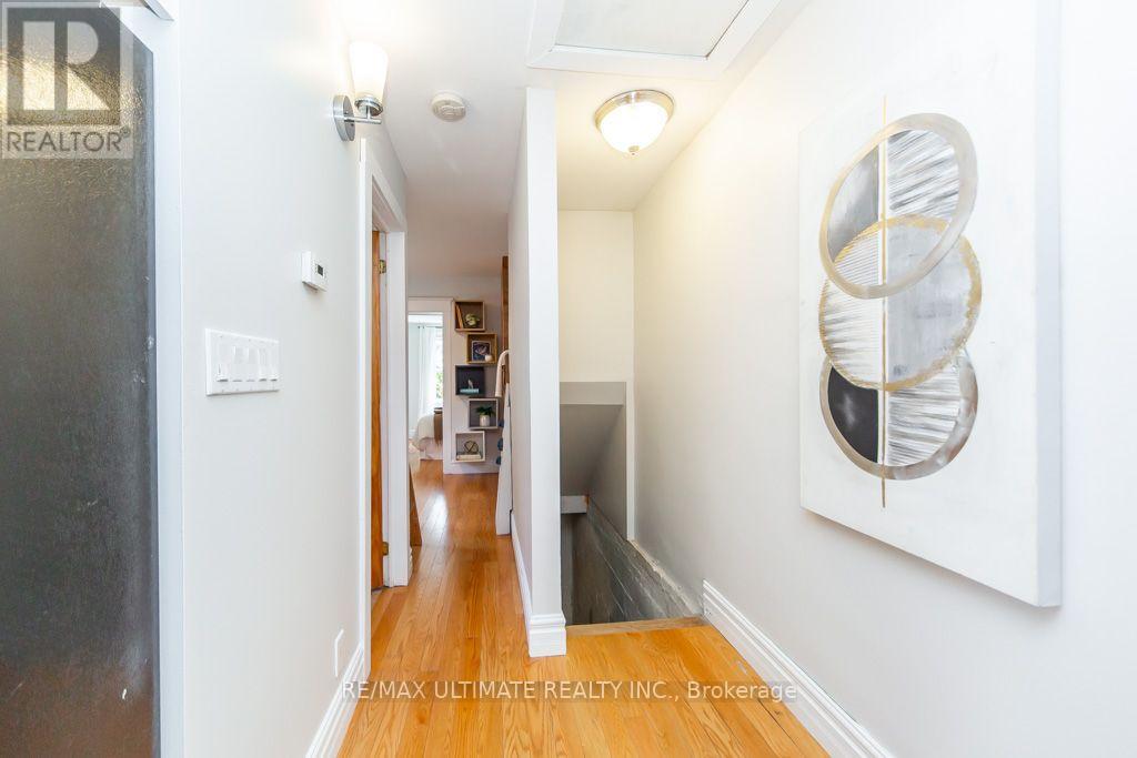 37 GOWAN AVENUE - 20