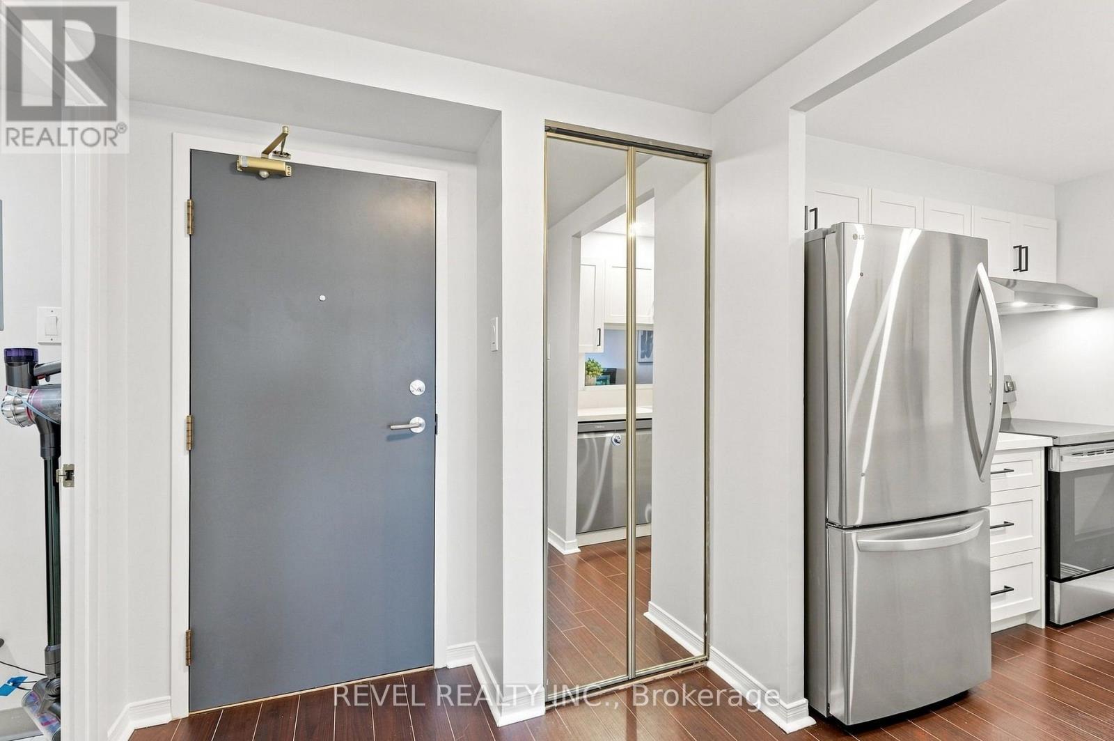 306 - 1655 PICKERING PARKWAY, Pickering (Village East) — photo 3
