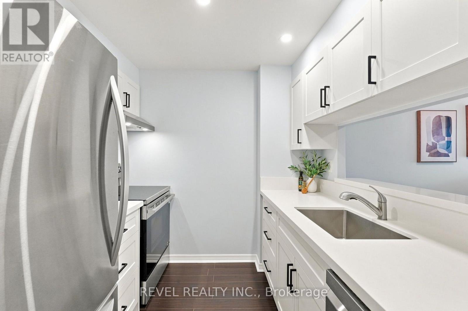 306 - 1655 PICKERING PARKWAY, Pickering (Village East) — photo 6