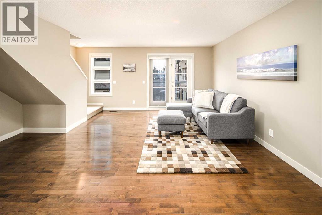 83 Aspen Hills Green SW, Calgary — photo 3