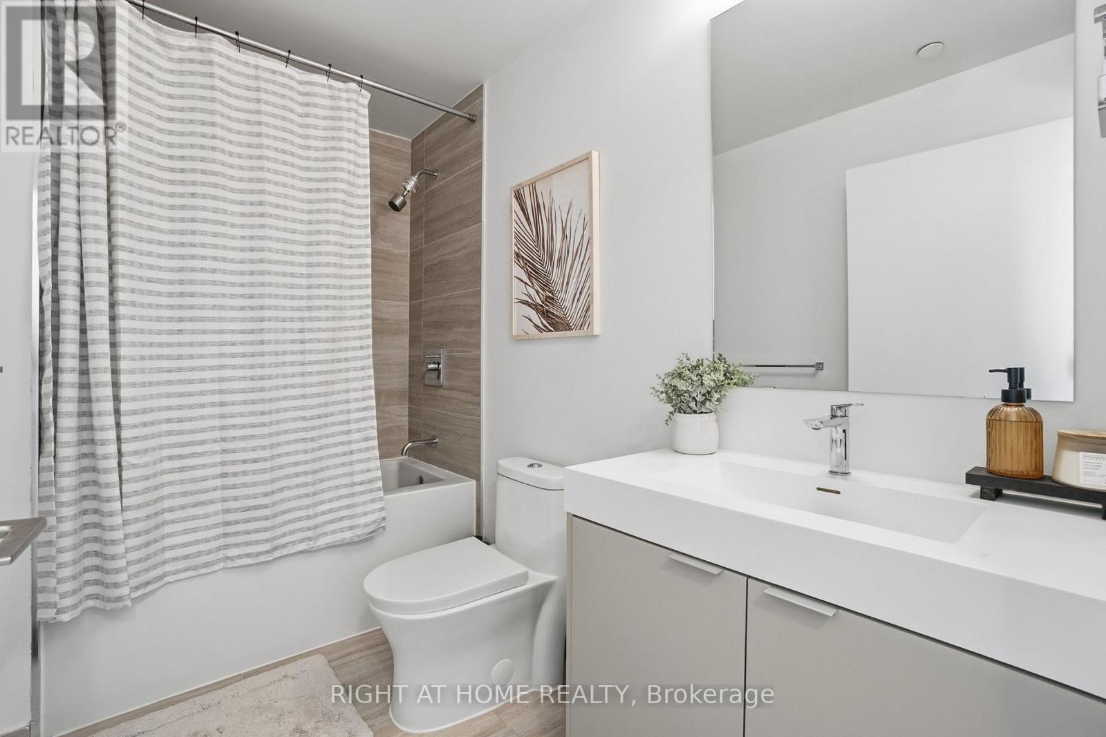 1321 - 10 ABEJA STREET, Vaughan (Concord) — photo 8