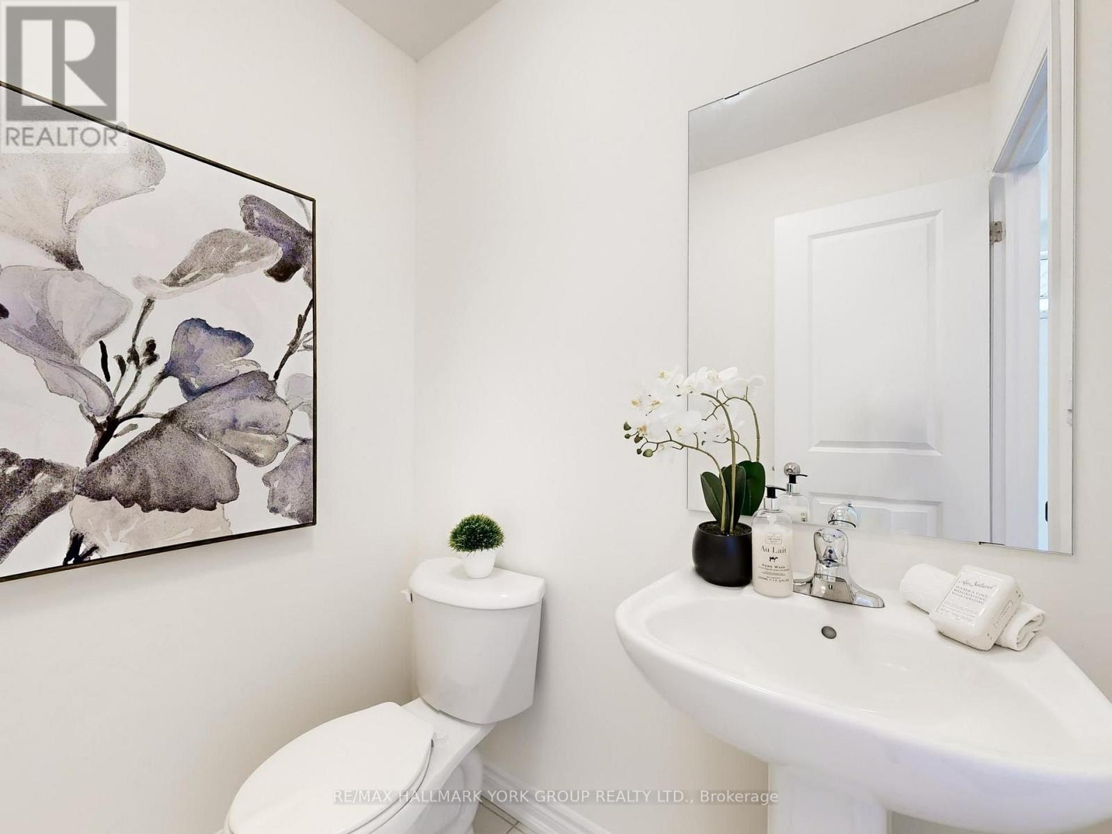 42 BLICK CRESCENT - 14