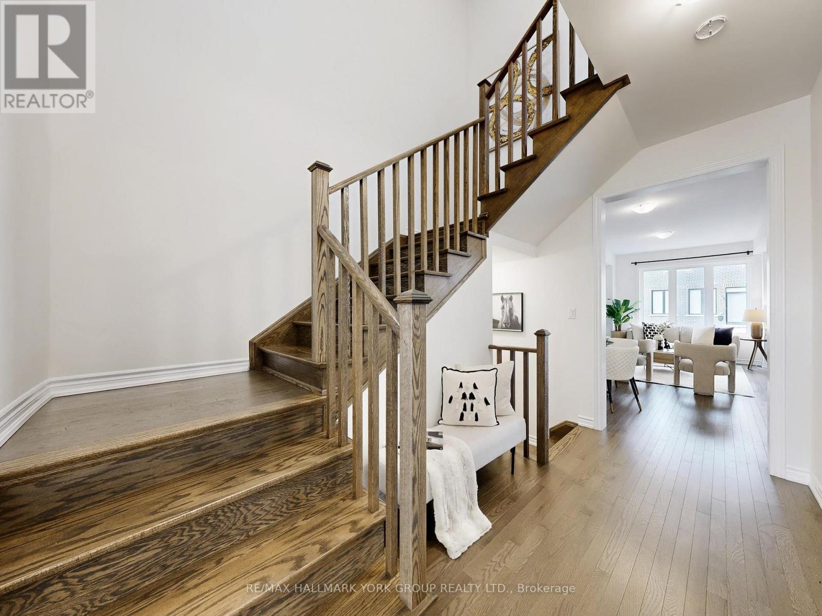 42 BLICK CRESCENT - 16
