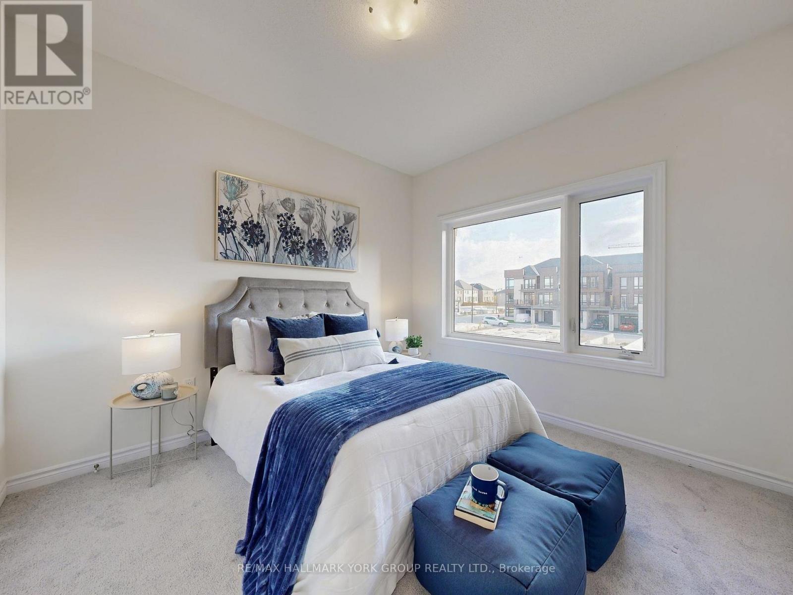 42 BLICK CRESCENT - 24