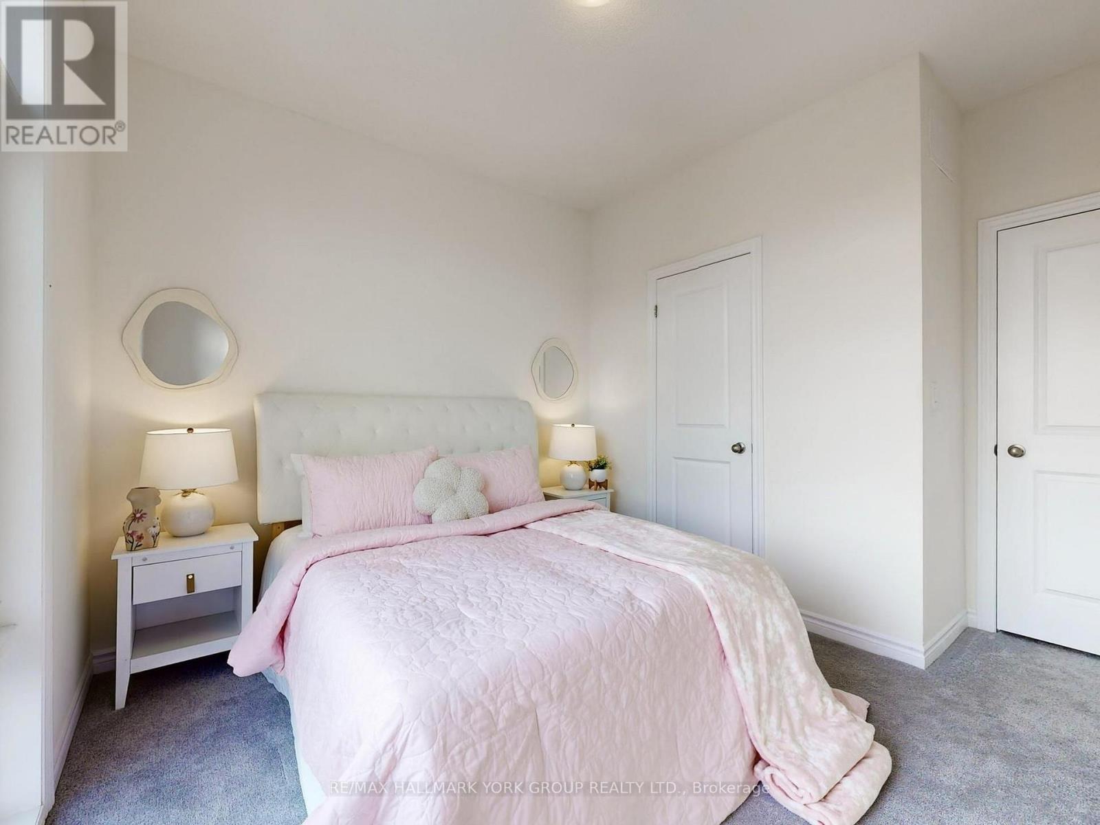 42 BLICK CRESCENT - 30