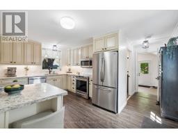37 Arnold Crescent, Richmond Hill, ON L4C3R6 Photo 13