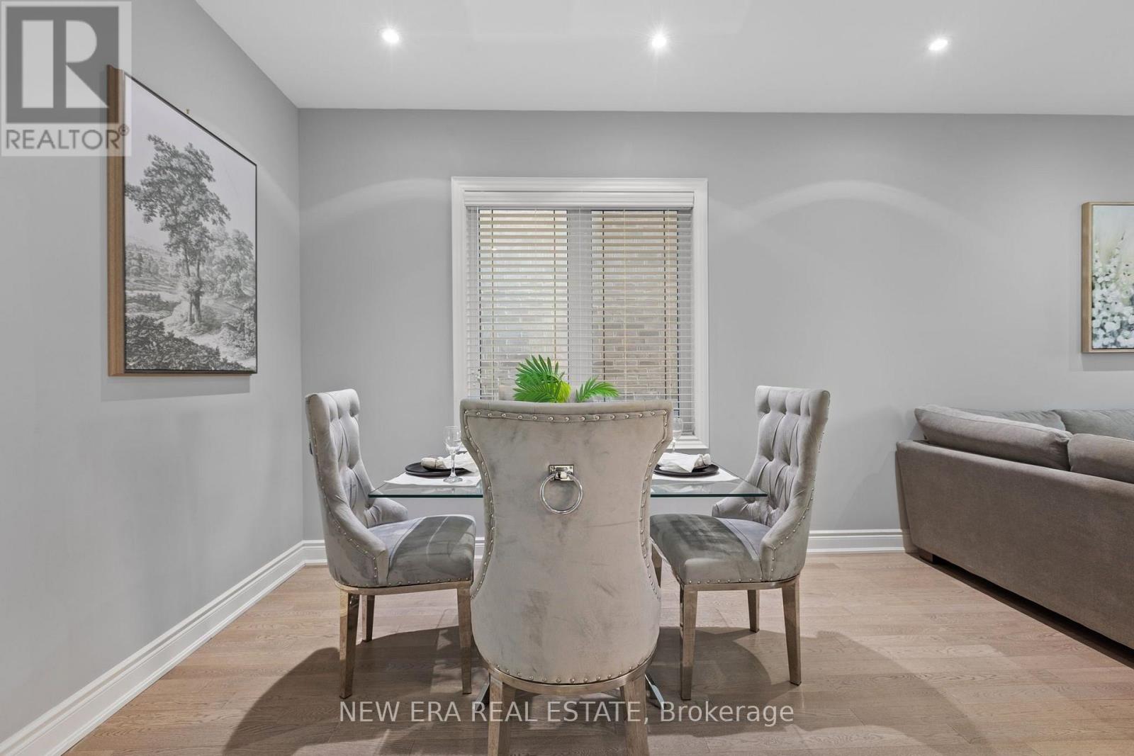 124 WALKER BOULEVARD - 13