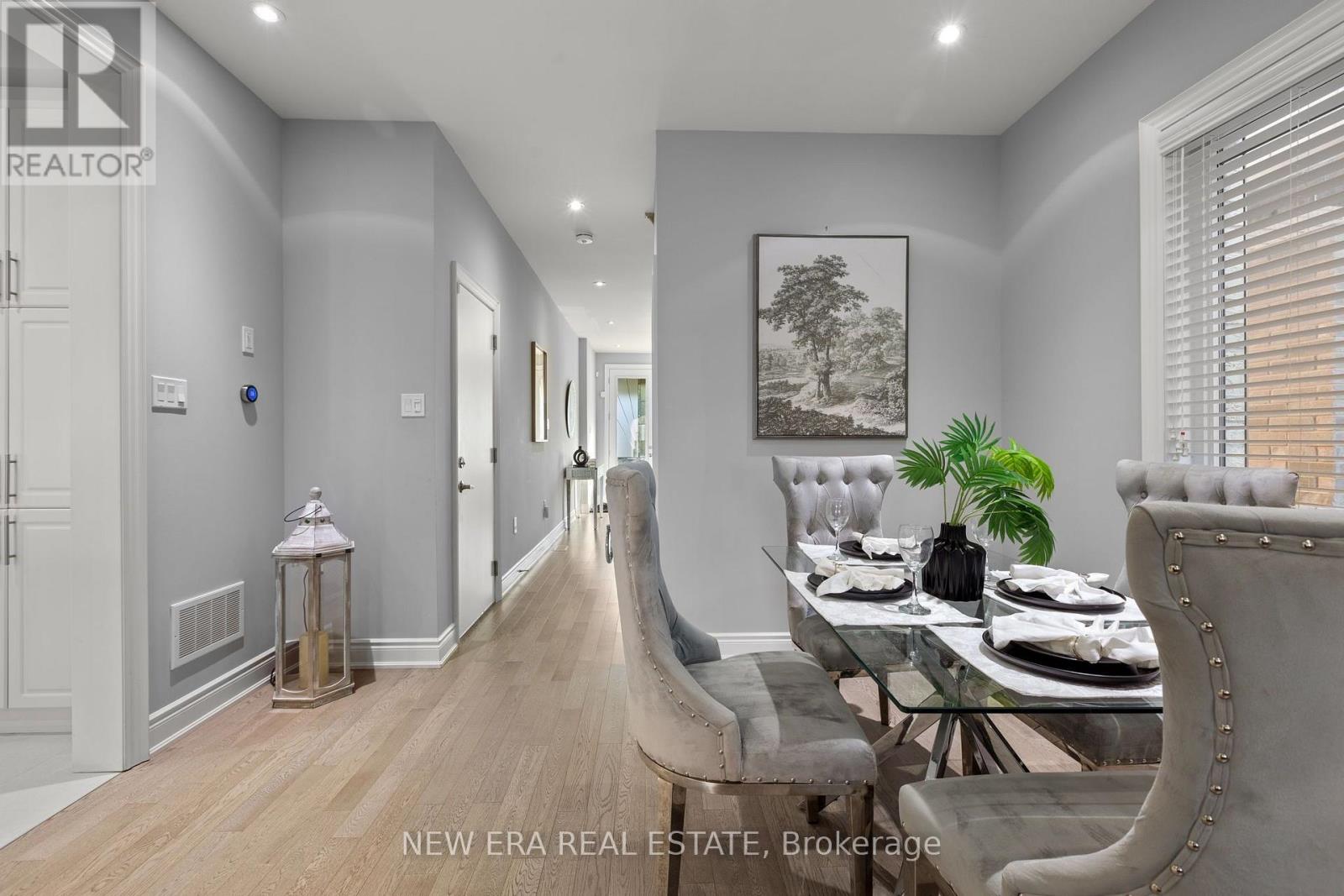 124 WALKER BOULEVARD - 15