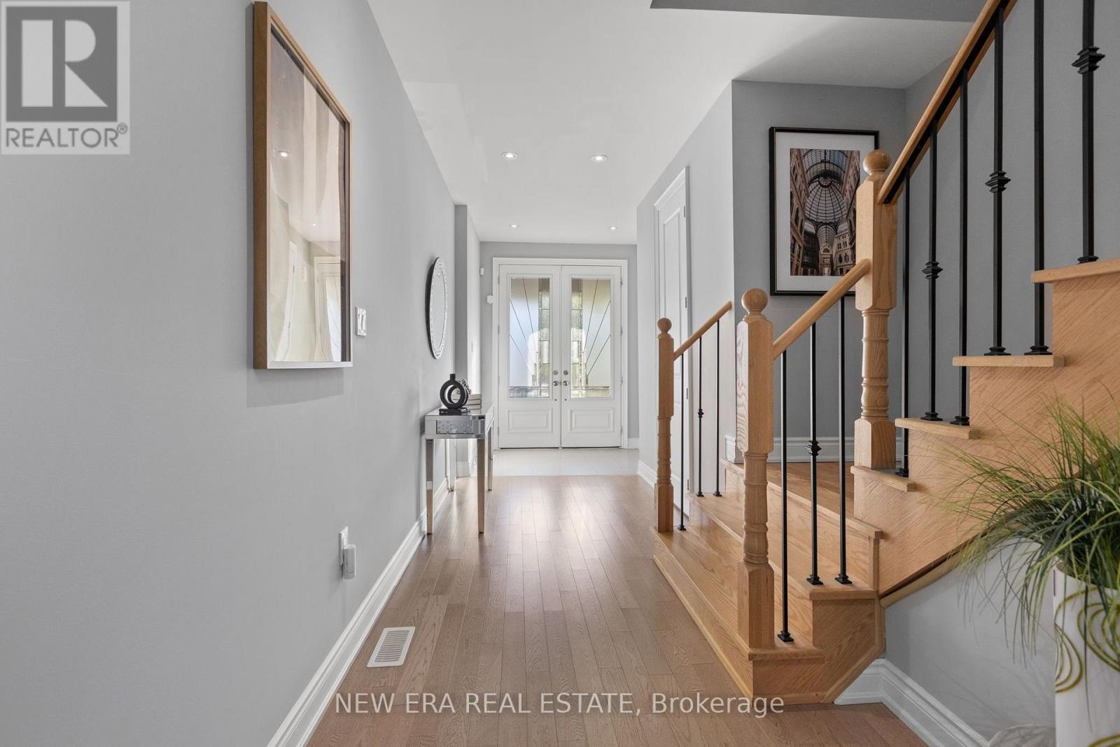 124 WALKER BOULEVARD - Image 16