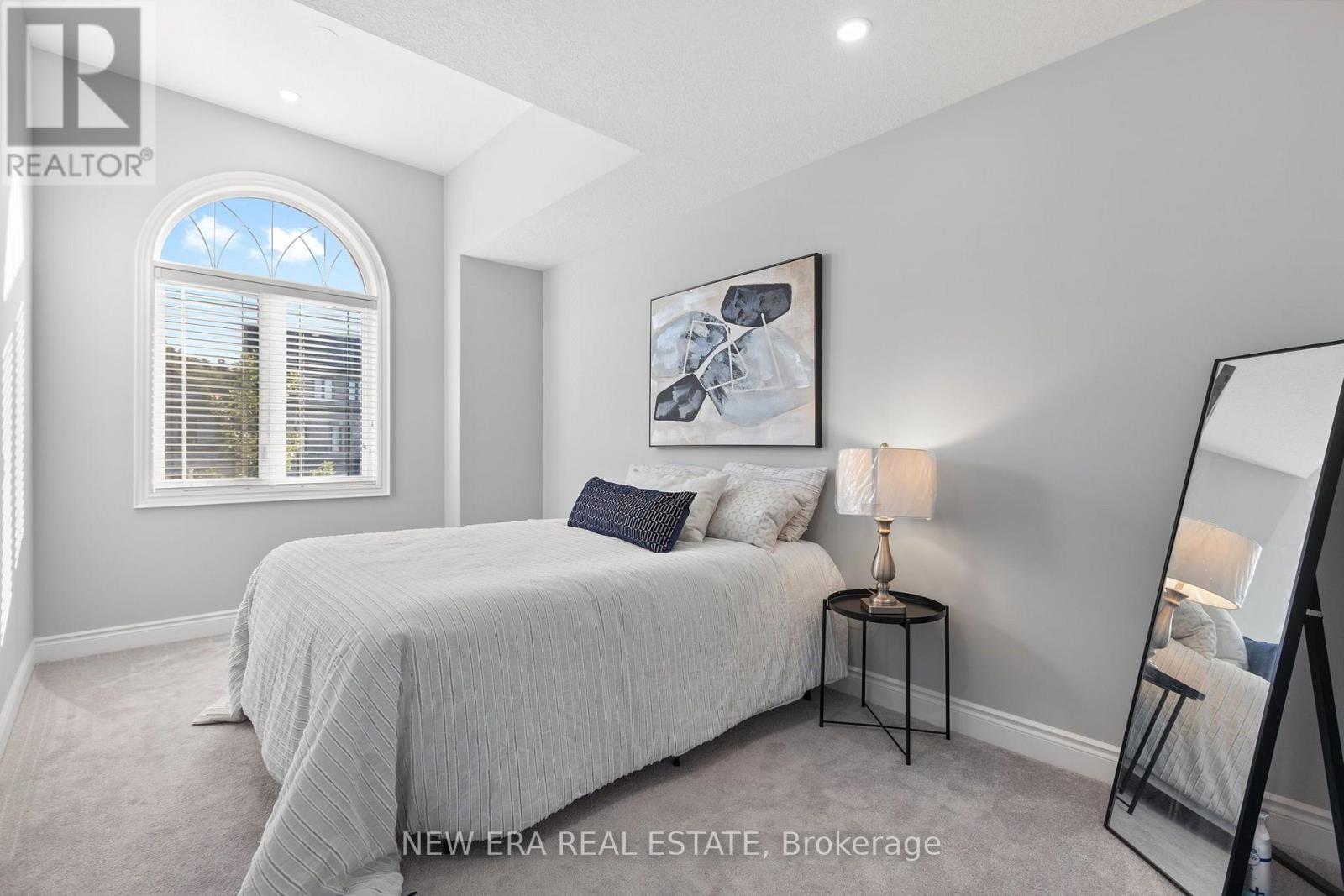 124 WALKER BOULEVARD - 19