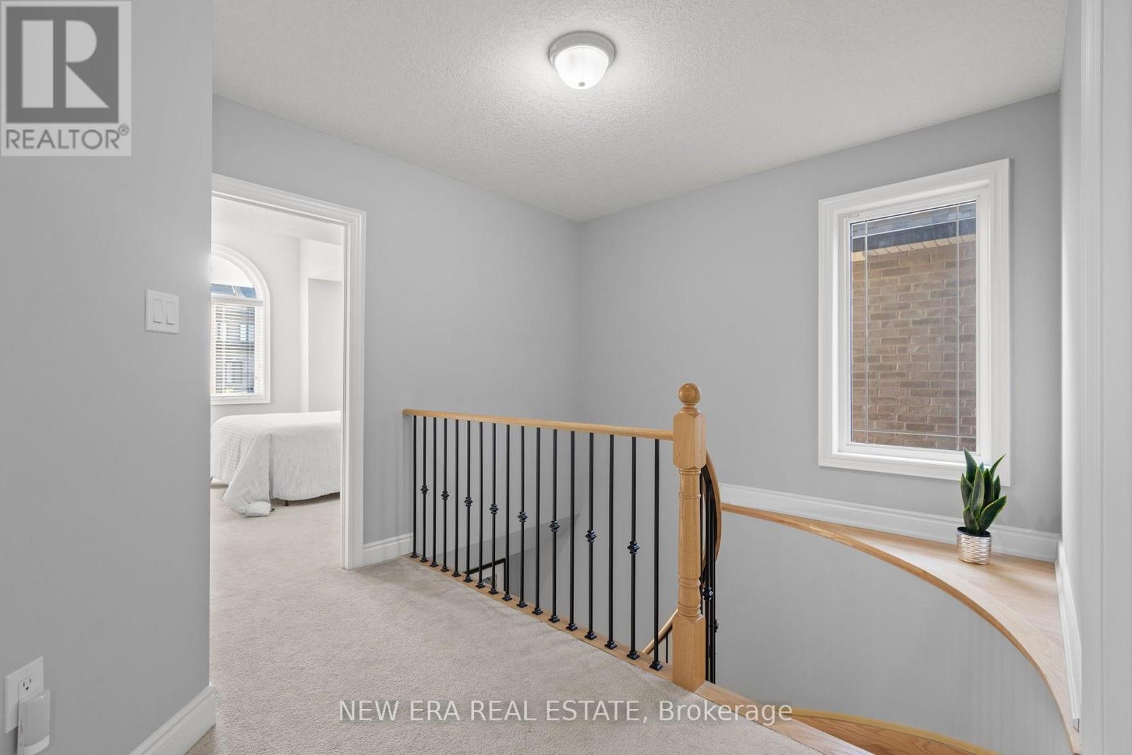 124 WALKER BOULEVARD - Image 24