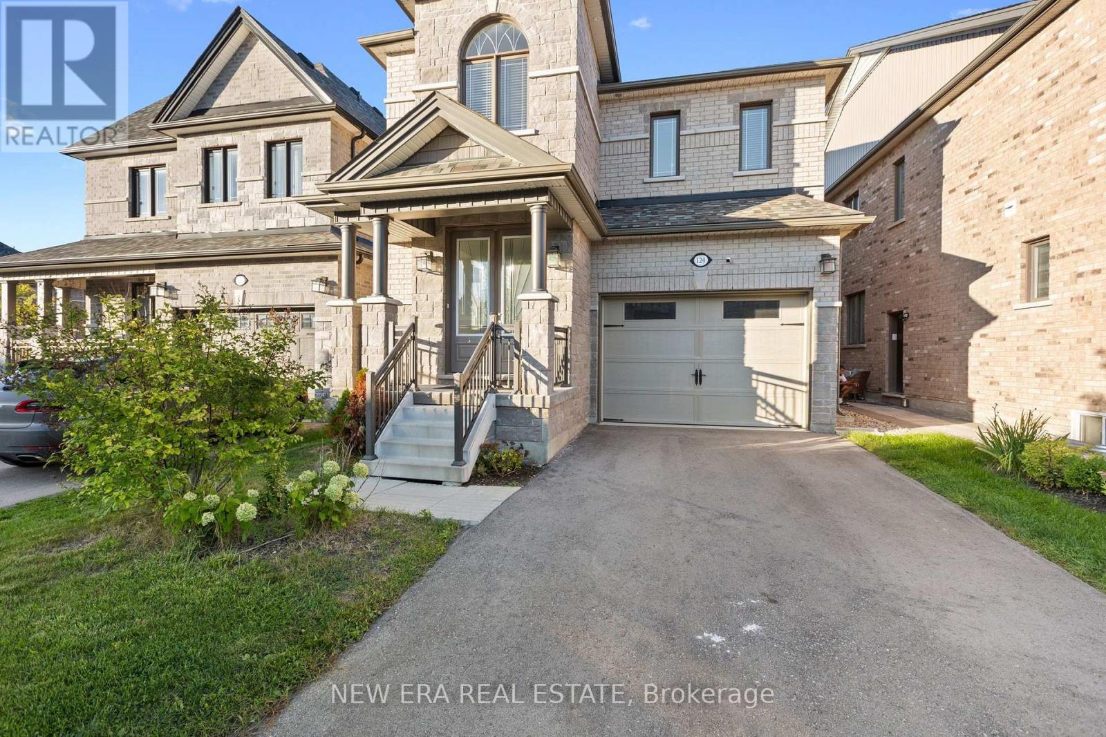 124 WALKER BOULEVARD - 3