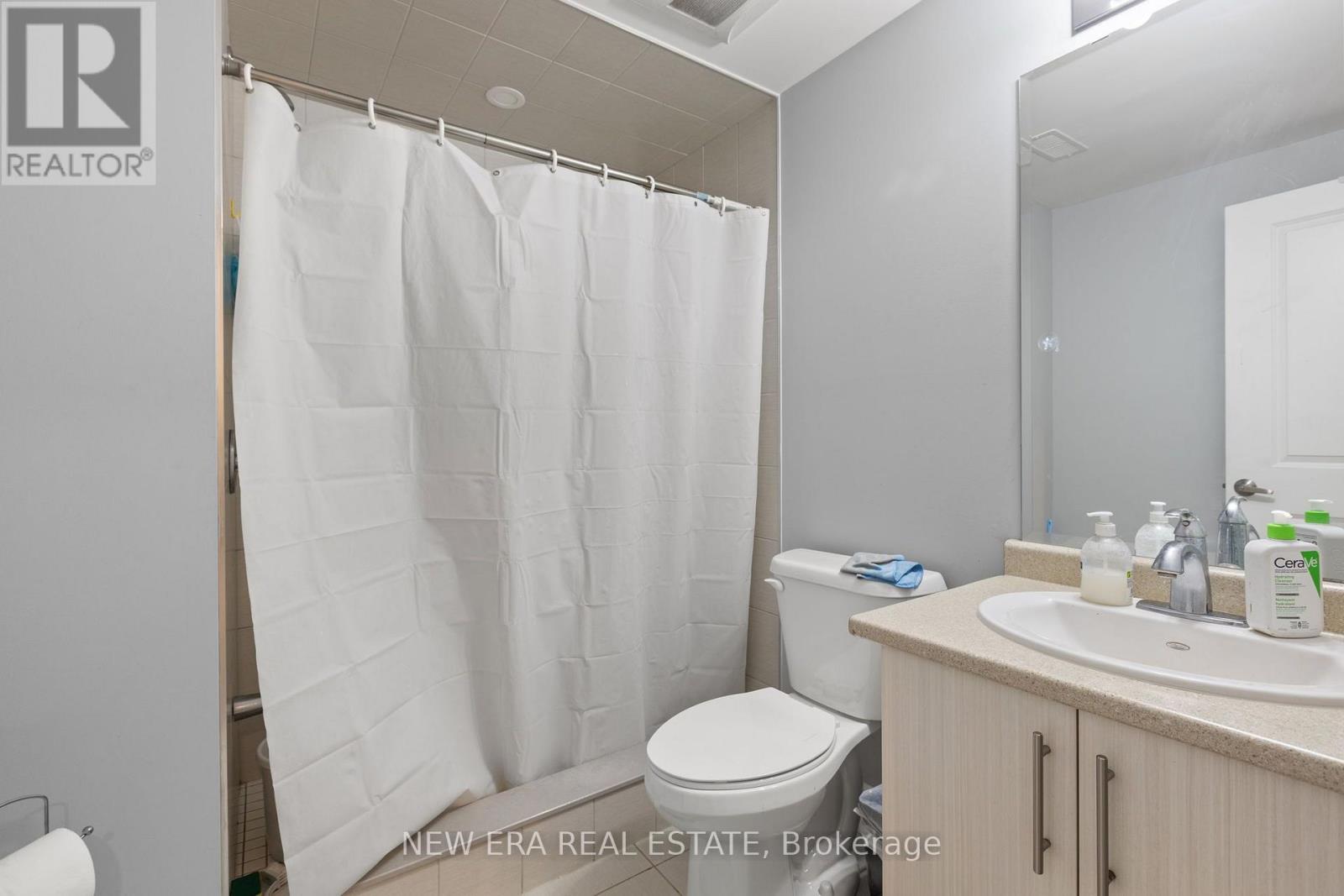 124 WALKER BOULEVARD - Image 38