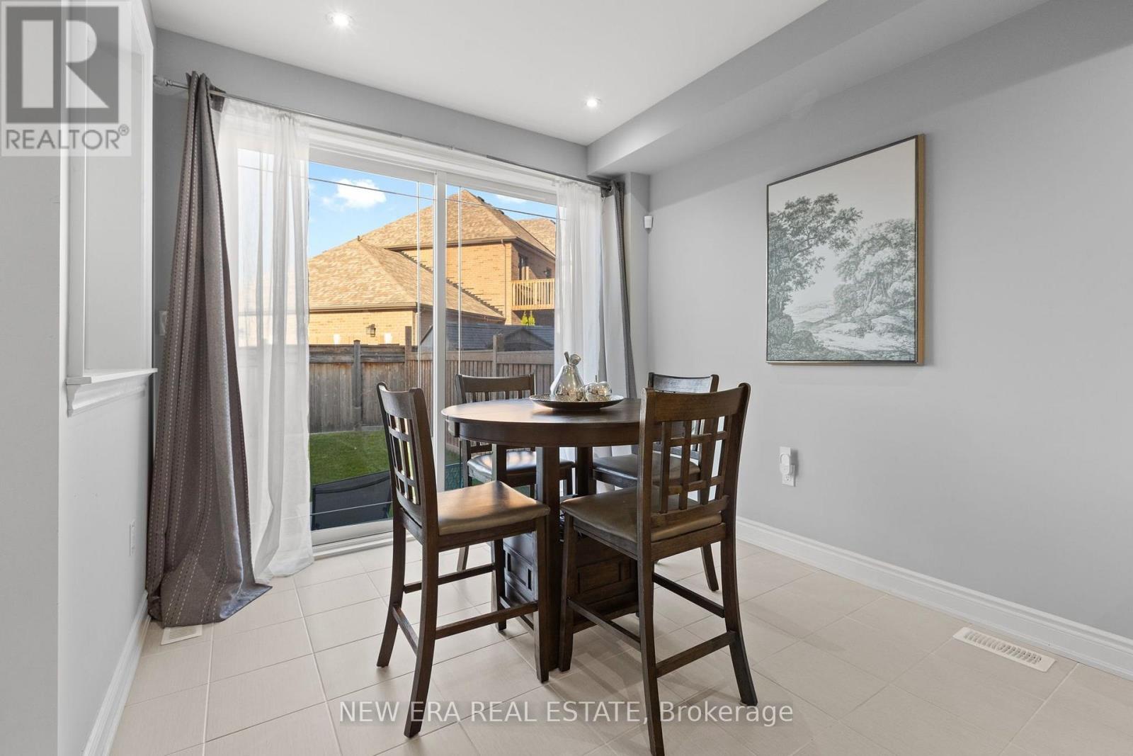 124 WALKER BOULEVARD - Image 8