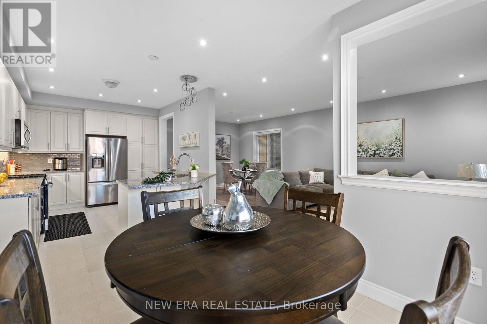124 WALKER BOULEVARD - 9
