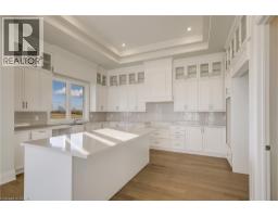 Kitchen - 55 William Crisp Drive, Alton, ON L7K2R7 Photo 15