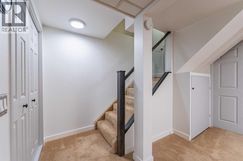 40 Fonda Crescent SE - 21