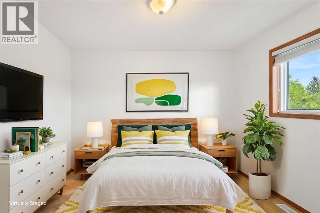 1312 48 Avenue NW - 24