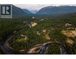 229 River Ridge Way, Kimberley, BC V1A0A6 Photo 6