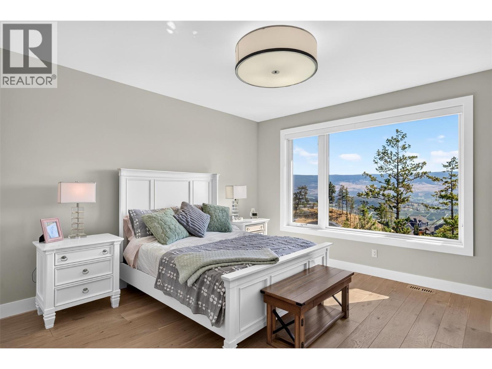 184 Summer Wood Drive, Kelowna