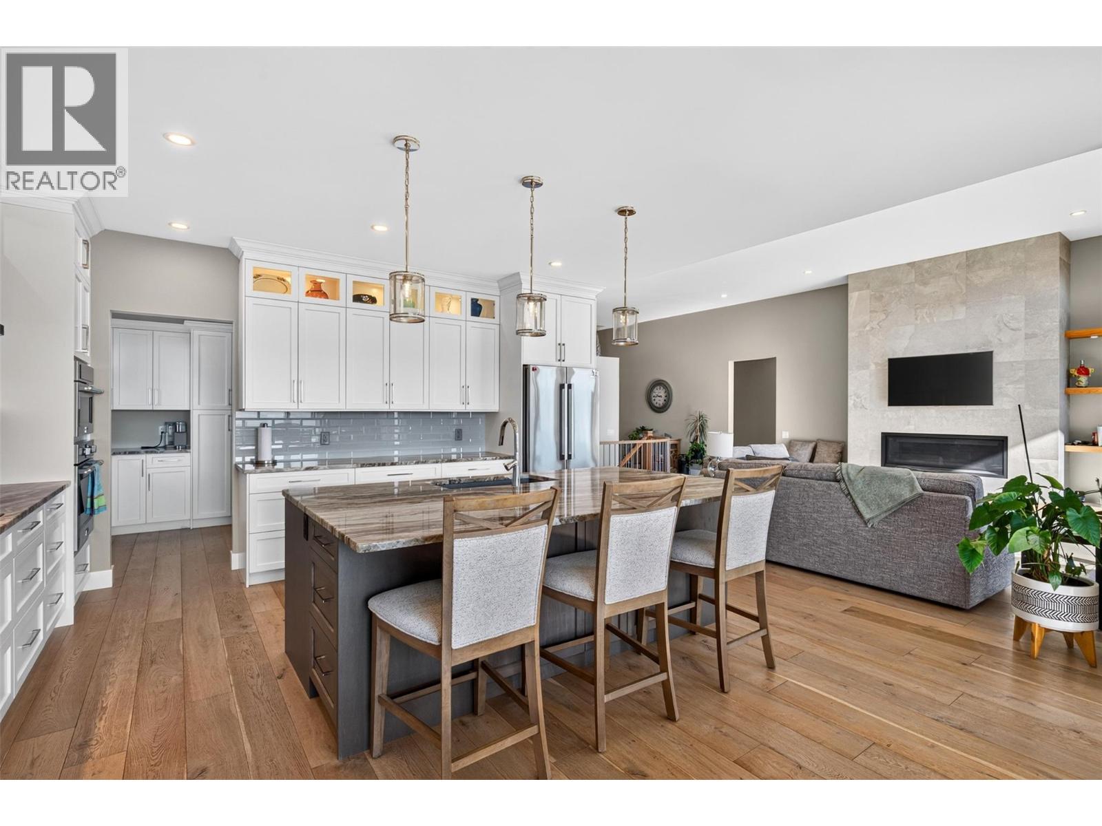 184 Summer Wood Drive, Kelowna