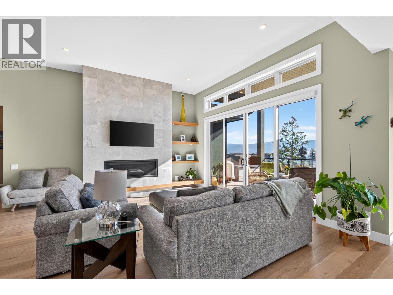 184 Summer Wood Drive, Kelowna