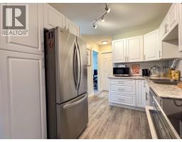Kitchen - 1047 Middleton Way Unit# 213, Vernon, BC V1B2N3 Photo 6