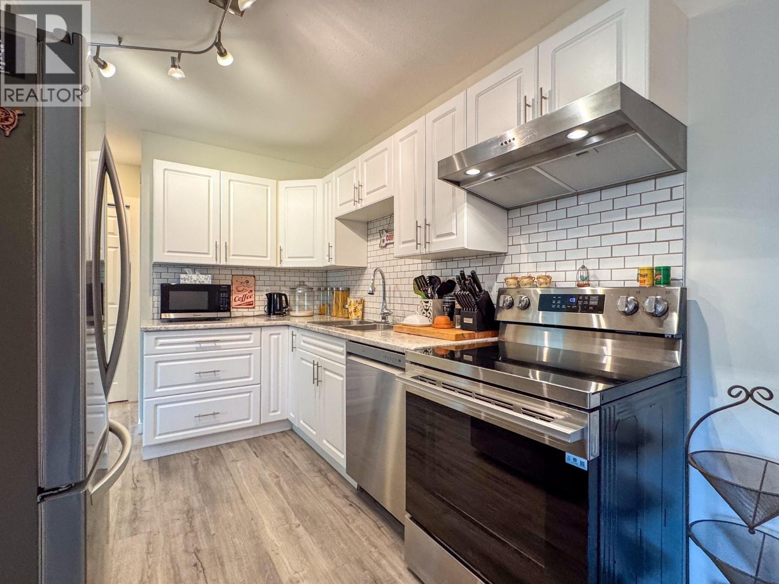 #213 1047 Middleton Way - Image 4