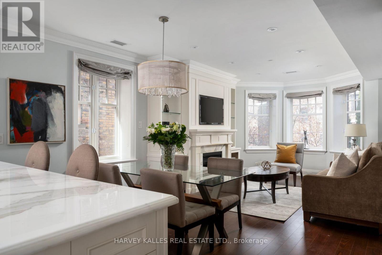 Photo of 319 Lonsdale Road
