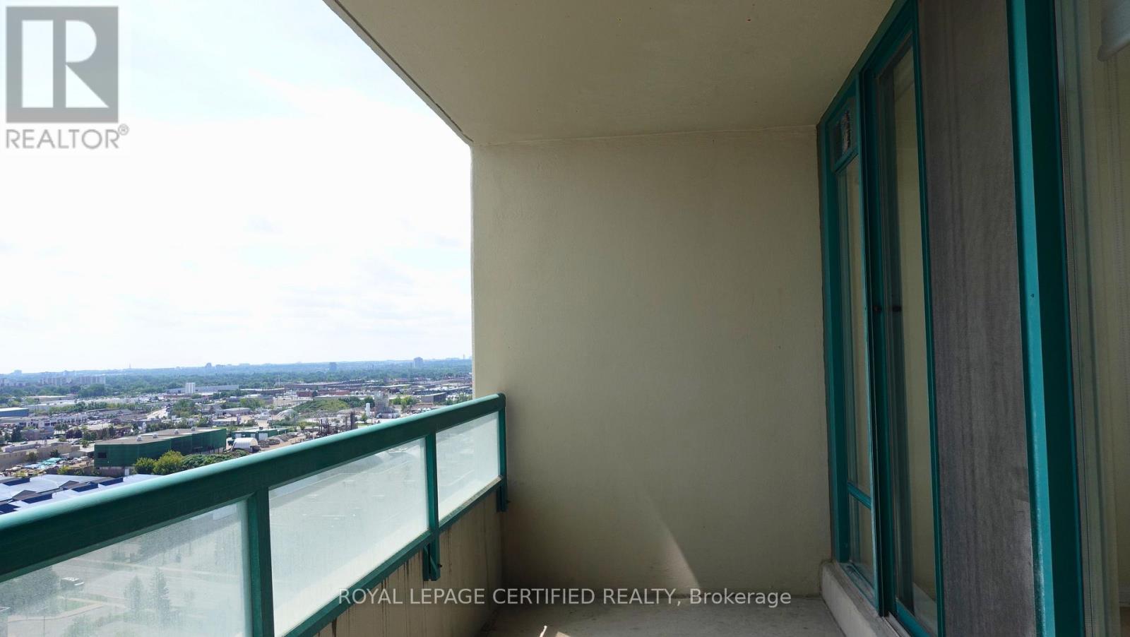 #1806 550 WEBB DRIVE - Image 35