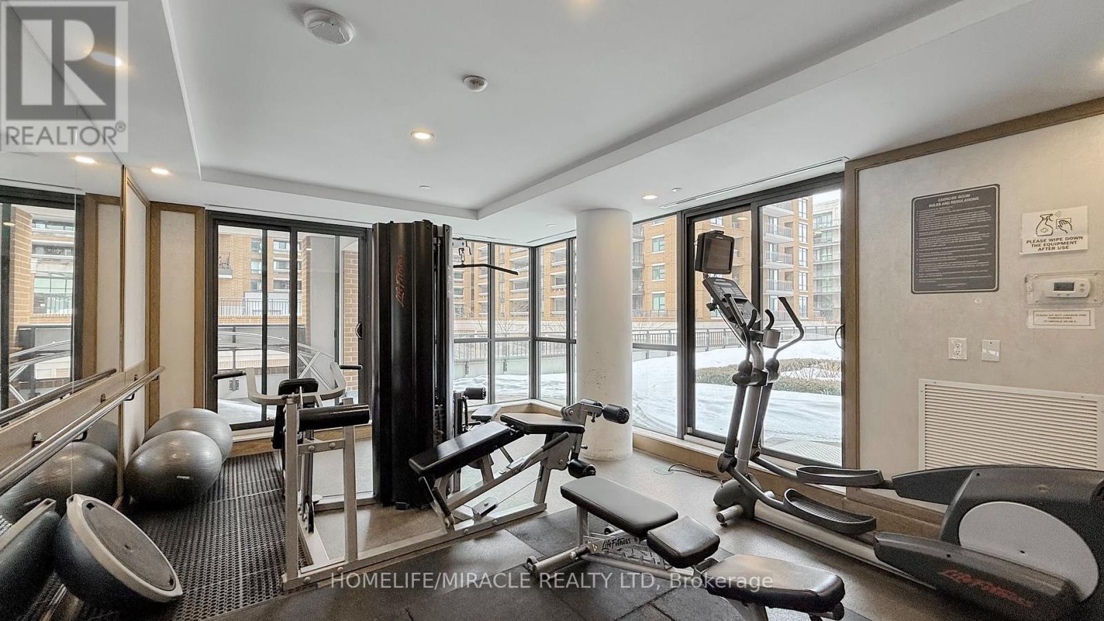 #407 800 LAWRENCE AVENUE W - 24