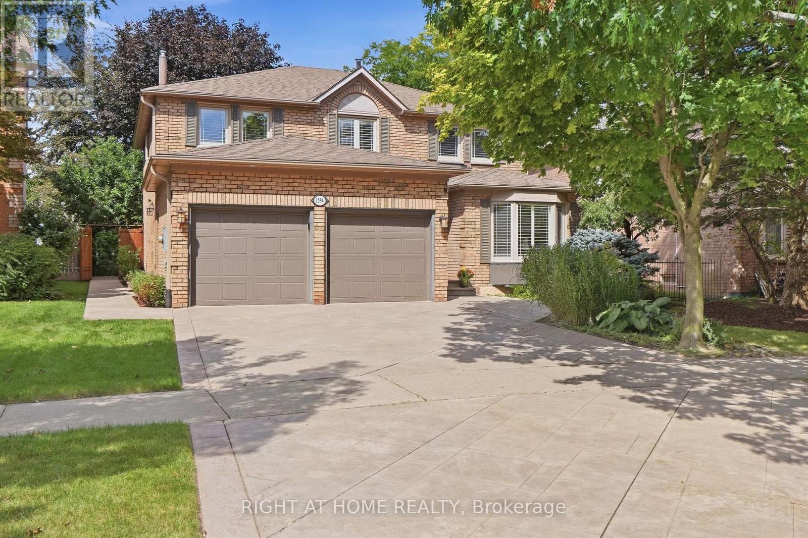1594 HERITAGE WAY - 1