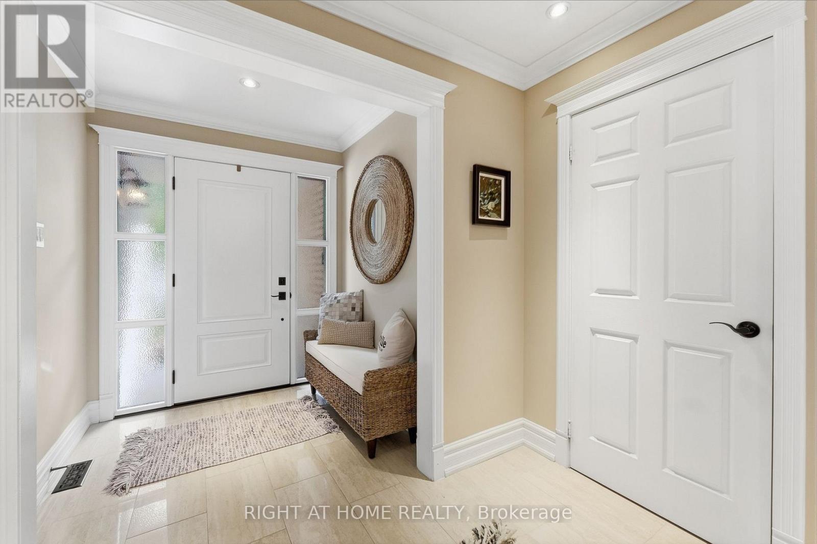1594 HERITAGE WAY - 2