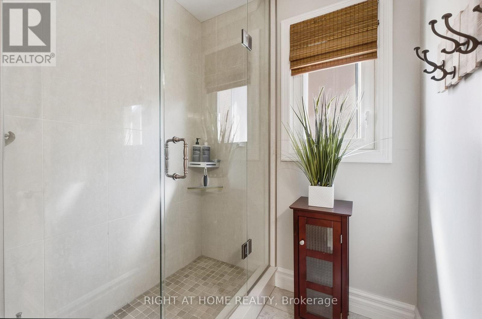1594 HERITAGE WAY - Image 35