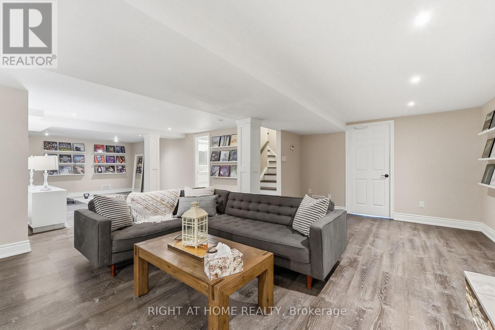 1594 HERITAGE WAY - Image 37