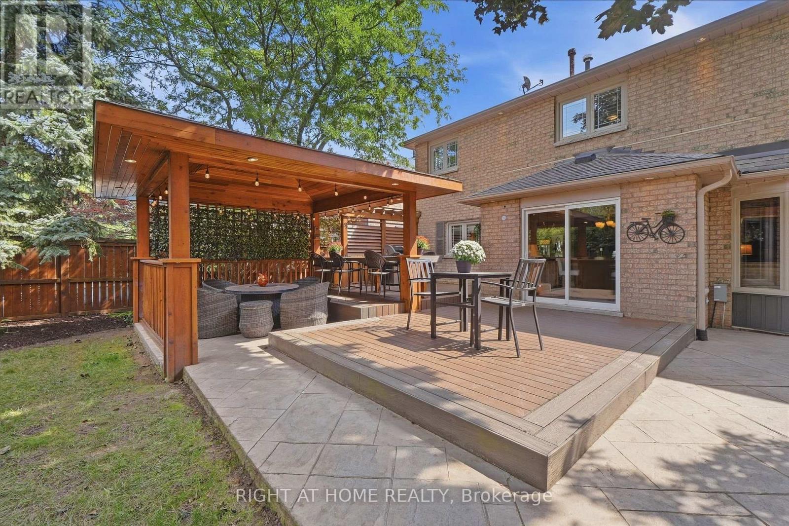 1594 HERITAGE WAY - 50
