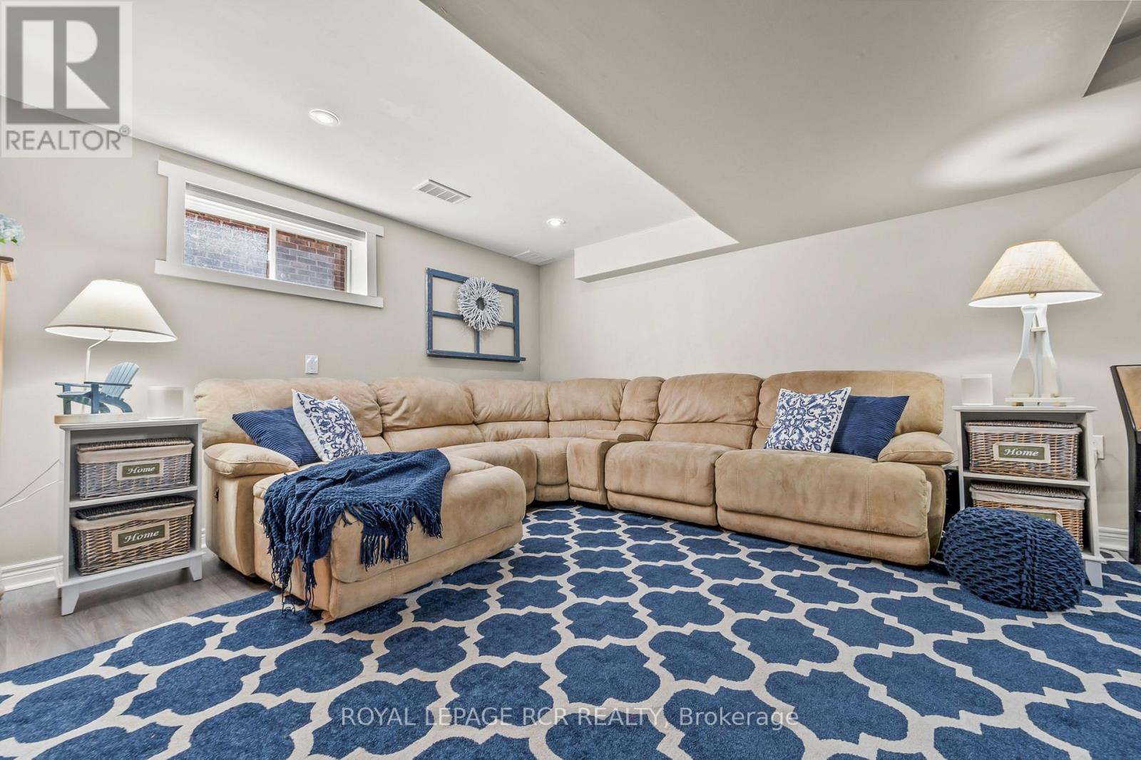 85 LAVERTY CRESCENT - Image 34